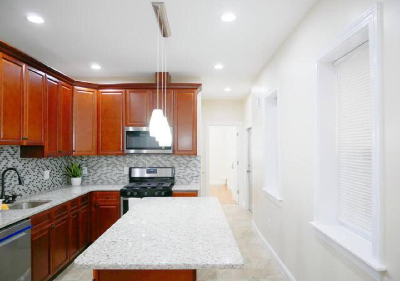 Newly Renovated Guest Rooms Near Transportation Philadelphia Bagian luar foto